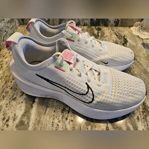 Nike Interact Run - Women's - 9.5